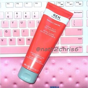 REN Perfect Canvas Oil Cleanser New